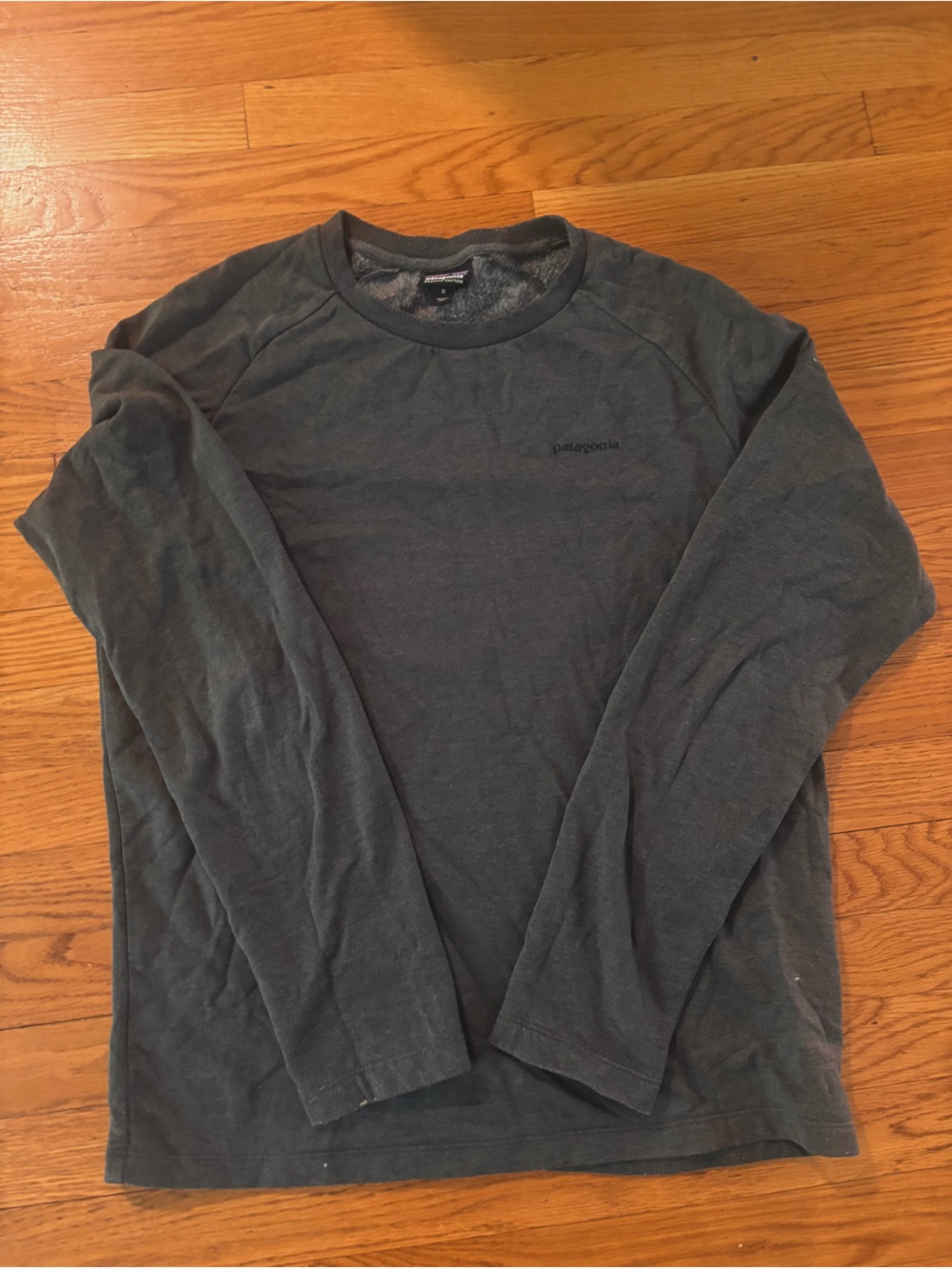 Patagonia Long-Sleeve Crew Light Sweatshirt- Charcoal